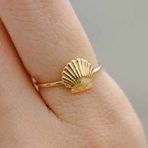 Single Dainty Seashell Ring in Solid 14K Yellow Gold, 14k White Gold ...