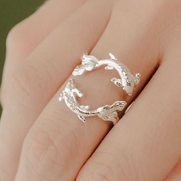Pisces Ring • Koi Ring, Cute Silver Zodiac Ring, Astrology Ring, Constellation ring, solid gold