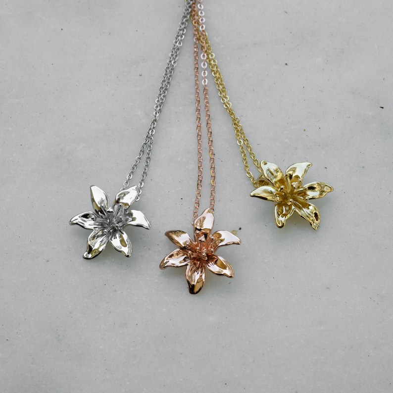 Lily Charm Necklace 14K Solid Gold - Etsy