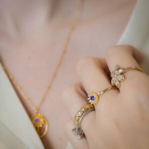 Asterbloemring: geboortesteen saffier, 14k gouden plaat, vermeil of massief zilver Gold Plate