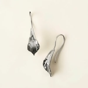 Calla Lilien Ohrringe aus 925er Silber oder Gold Vermeil