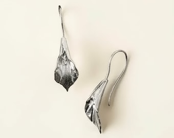 Calla Lily Earrings in 925 Solid Silver or Gold Vermeil