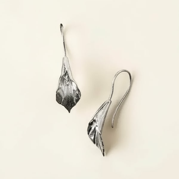 Calla Lilien Ohrringe aus 925er Silber oder Gold Vermeil