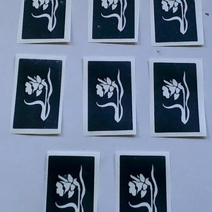20 - 100 Daffodils stencils for glitter tattoos / airbrush / face painting   Marie Curie  St. David&#39;s Day   6 Nations rugby