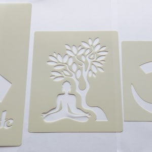 Parole Namaste con le mani, Buddha e albero e stencil simbolo Omh per la decorazione murale / carta facendo pick 4 "- 8" plastica Induismo indù