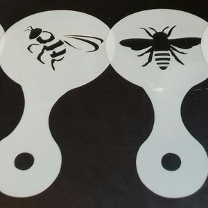 4 pochoirs à motifs d&#39;abeilles ou de guêpes pour café / cappuccino réutilisables plusieurs fois pour collecter des fonds, miel de frelon de Manchester