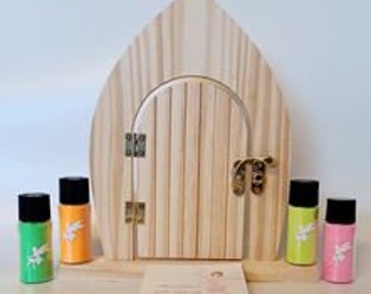 Bespoke wooden fairy door & fairy dust