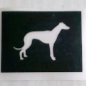 10 - 100 stencil di cani levrieri/whippet (misti) per incisione su vetro. Brillanti per regali speciali.