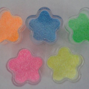 5 x 2 gram flower jars glitter  neon colors for glitter tattoos  blue green pink yellow orange