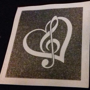 Muziek clef in hart stencils voor etsen op glas orkest concert festival liefde