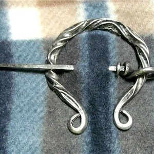 Celtic Cloak Pin 2" Penannular Brooch Antique Silver Tone CP12