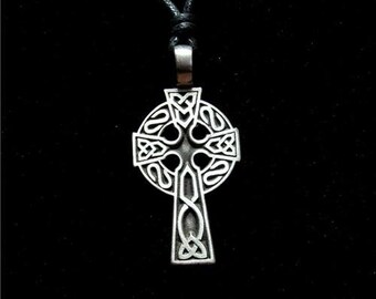 Celtic Cross Necklace Pewter PDP408