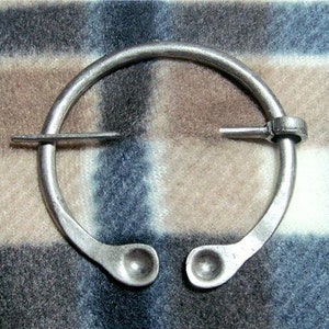 Viking Cloak Pin 2 1/4&quot; Penannular Brooch Antique Silver Tone CP9