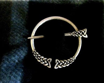 Celtic Knot Cloak Pin 2" Penannular Brooch Antique Silver Tone CP1