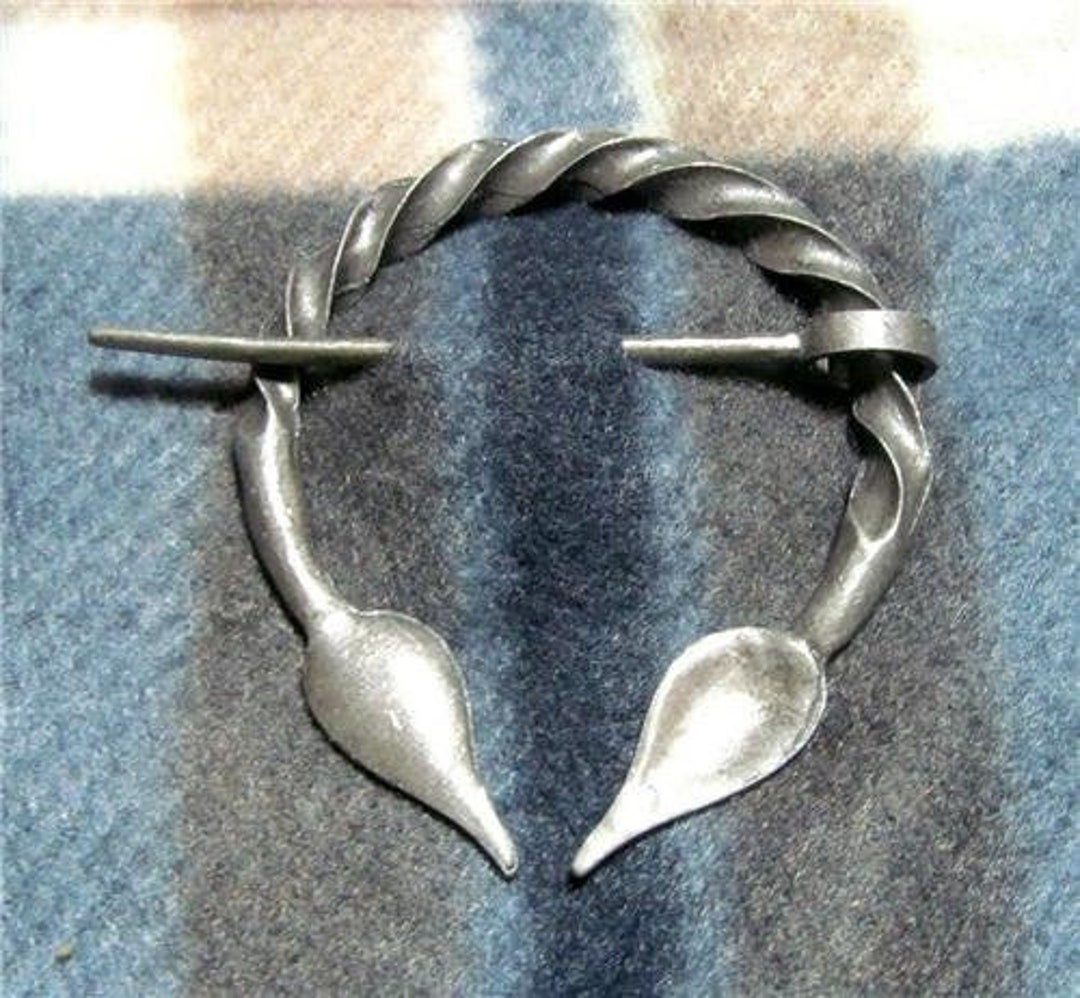 Celtic Cloak Pin 2 Penannular Brooch Antique Silver Tone CP12 