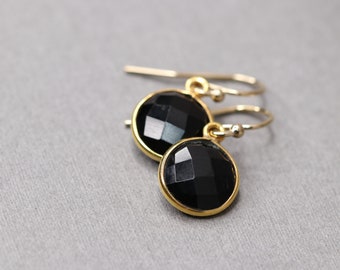 Black Onyx  Ohrringe, goldfilled Ohrringe, runde Ohrrringe, schwarzer Onyx, Edelstein Ohrringe, mini Ohrhänger, jeden Tag Ohrringe