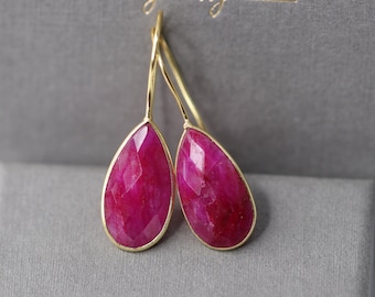 Gold earrings, ruby earrings, garnet earrings, gemstone jewelry, red, corundum, bridal jewelry, bridal earrings, wedding