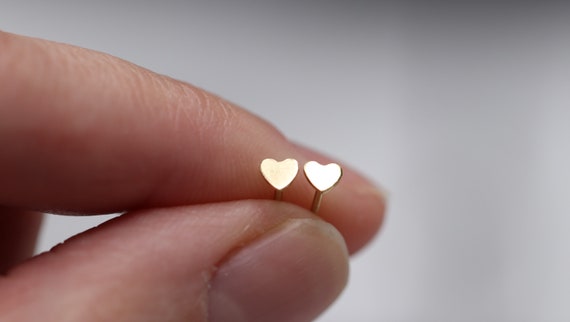 Disc heart studs Disc heart studs