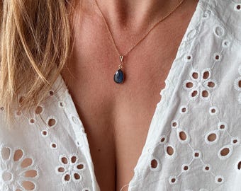 Labradorite Necklace, Gold Filled, 40 cm, 45 cm, 50 cm, Blue Gemstone Drop Pendant, Gold Plated, Minimalist Layering Jewelry DE