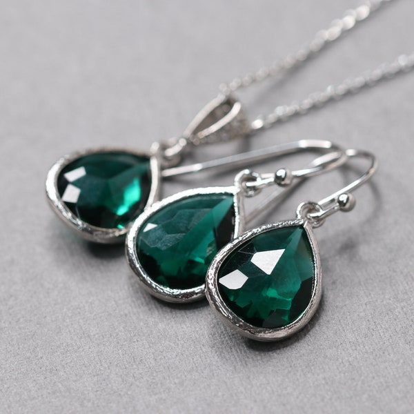 Silber Ohrringe, Kristall, Emerald,smaragdgrün, Brautohrringe, Hochzeitsschmuck, tannengrün, Brautjungfern, Schmuck, Eleganter Schmuck,