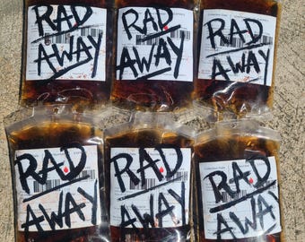 Fallout RadAway Pack Prop Bag Replica, Cosplay Accessory, Post-Apocalyptic IV, Gamer Gift
