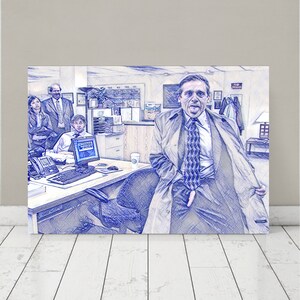 K&ouml;nnte beinhalten: Eine blaue und wei&szlig;e Bleistiftzeichnung eines Mannes, der in einem B&uuml;ro seine Zunge herausstreckt. Er tr&auml;gt einen braunen Mantel, eine blau-wei&szlig; gemusterte Krawatte und ein wei&szlig;es Hemd. Im Hintergrund sind weitere Personen zu sehen.