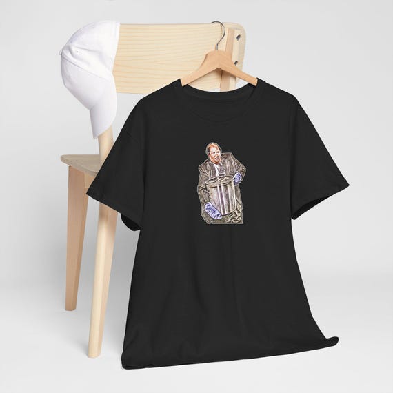 Retro Kevin Spilling Chili - The Office Kevin's Famous Chili T-Shirt Retro Kevin Spilling Chili - The Office Kevin's Famous Chili T-Shirt