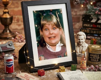 Home Alone Buzz's Girlfriend Replica Photo Woof Prop Christmas Gift Holiday Kevin Mcallister Wet Sticky Bandits Wanted Battle Plan