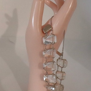 Pagoda jewelry shop real