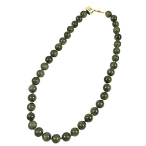 Green Jade Necklace 10mm Vintage 18 inches Round Gemstone Beads AA
