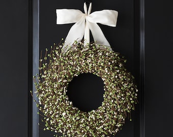 22 Inch Wreath - Green and Cream Berry Wreath - Year Round Wreath - Berry Wreath - Everyday Wreath - Spring Wreath - Summer Wreath - Front