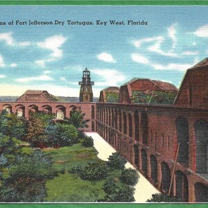 Carte postale Vintage lin - à l’intérieur des ruines de Fort Jefferson dans le Dry Tortugas, Key West, en Floride (3479)