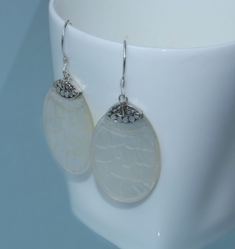 EARRINGS MOTHER of PEARL 15