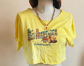 T-shirt vintage des années 1980, jaune surteint, souvenir de voyage à San Francisco, coupe brute, hippie Haight Ashbury Summer Of Love