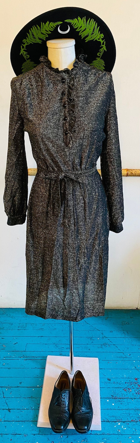 Vintage 1980’s Anne’s Closet Black Gold Metallic R