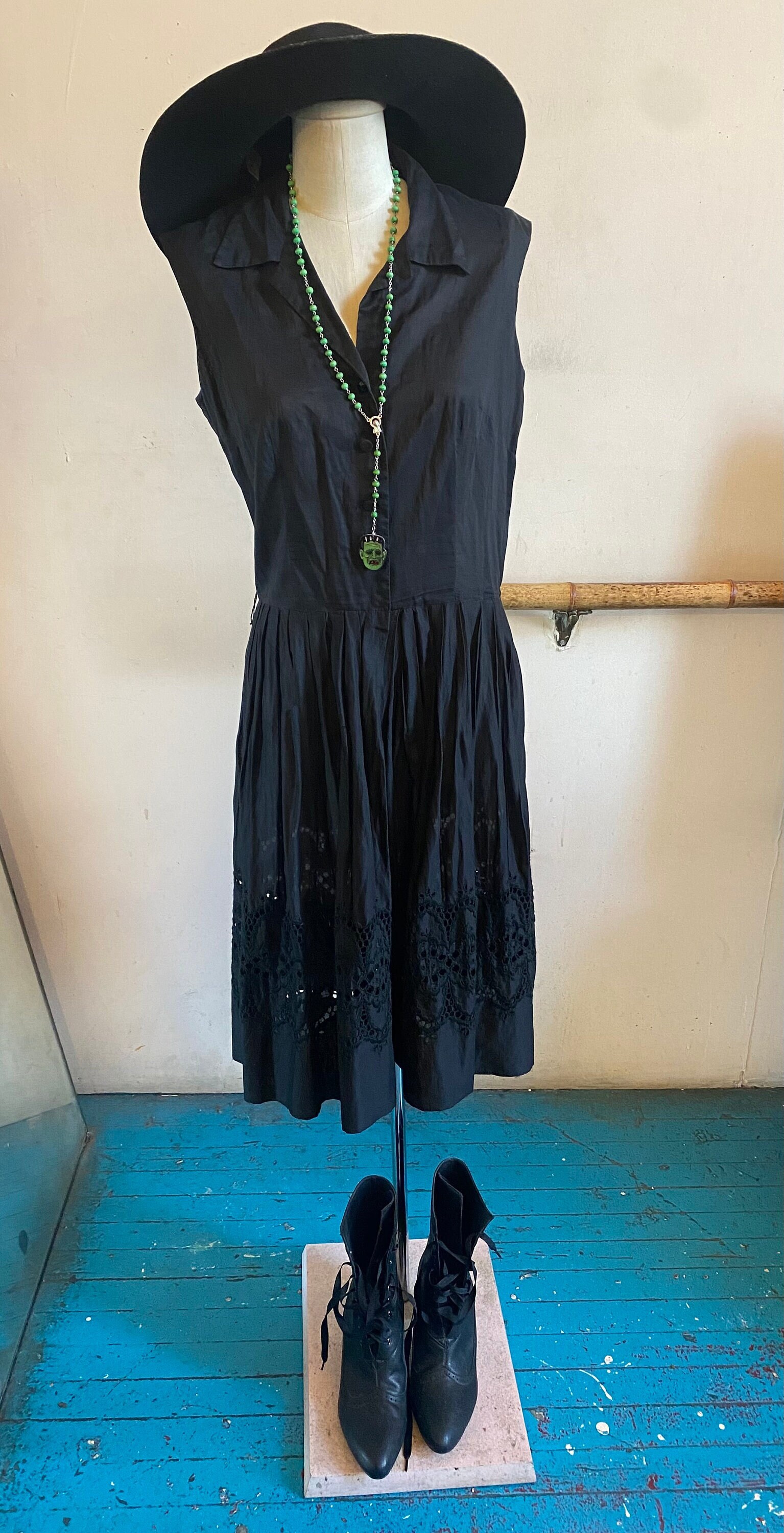 gorman black dress Selena Gomez Black One Shoulder Lace Tulle Celebrity Dress main image 1
