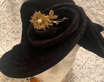 Vintage 90’s Upcycled Black Velvet Whimsy Goth Romantic Grunge Bucket Floppy Hat