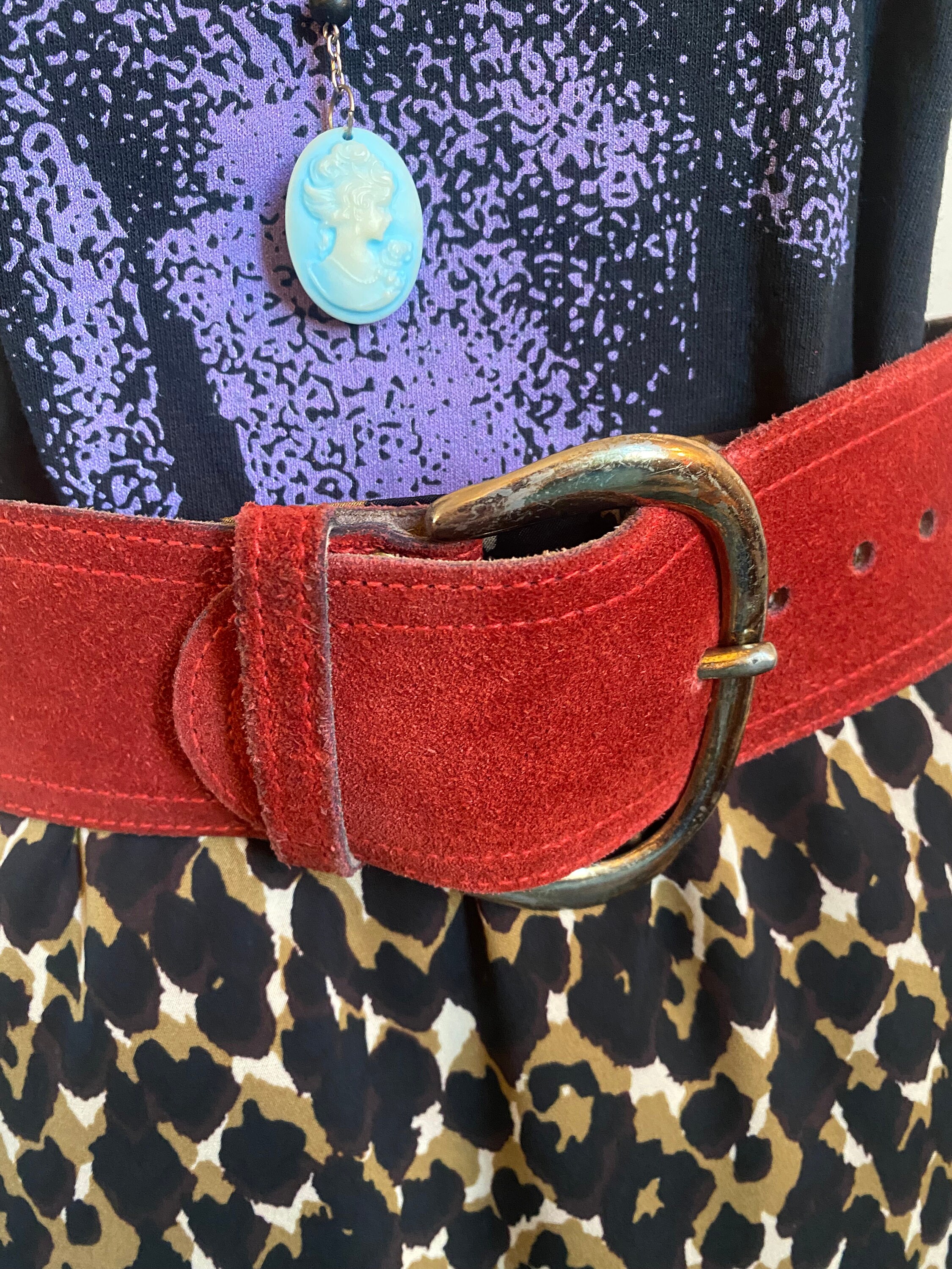 Vintage 60s/70s Calderon Rust Deep Orange Colored Suede  display picture 2