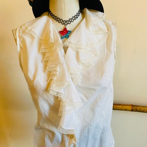 Vintage 1960s White Ruffled Sleeveless Romantic Mod Scooter Girl Na Ma Of California Blouse image 8