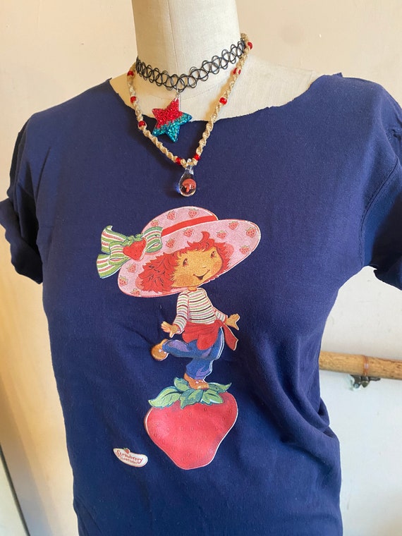 Vintage Y2K Strawberry Shortcake  Iron On Navy Bl… - image 2