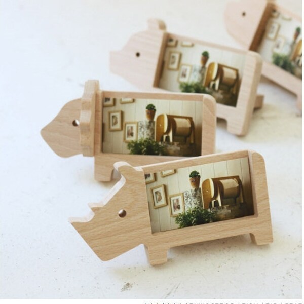 Wooden Business Card Holder [ANIMALS of 8 Types] / Memo Holder / Business Card Stand / Polaroid Picture Holder