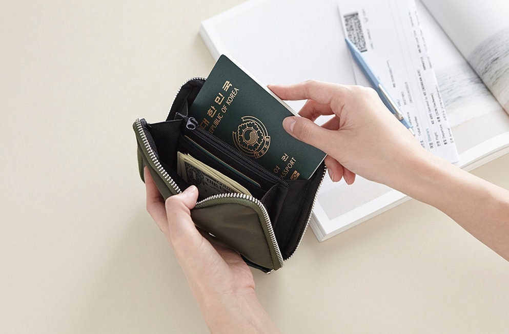 Yves Saint Laurent YSL Muse Travel Wallet Passport Wallet Clutch