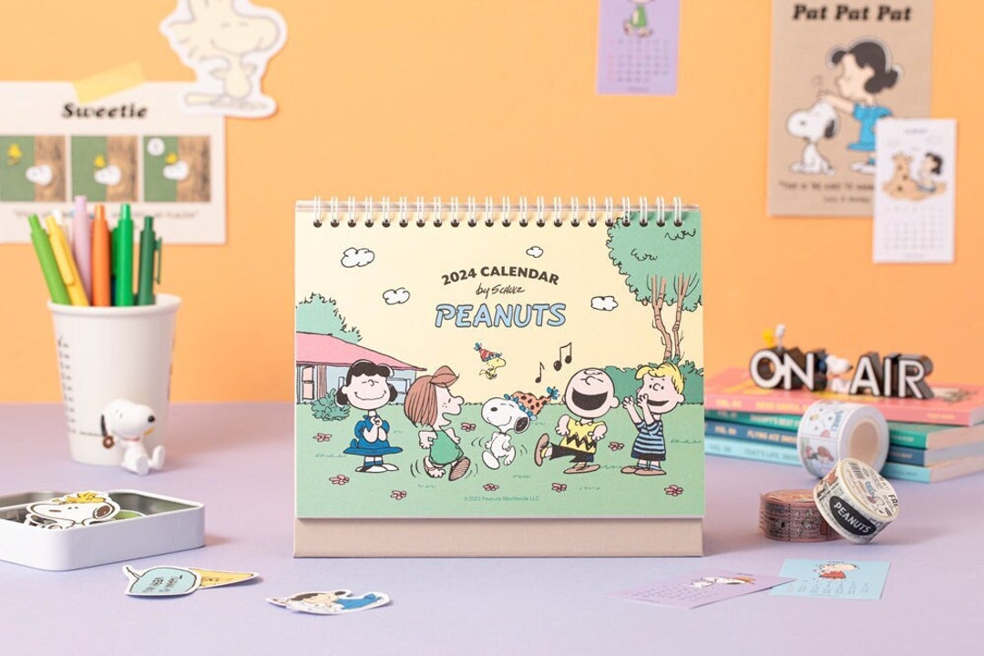 2024 Peanuts Desk Calendar / 2024 Snoopy Calendar / Calendar 2024