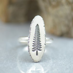 Sterlingzilveren dennenring.Ambachtelijk handgemaakt.Ringen voor mannen of vrouwen.Tree of life