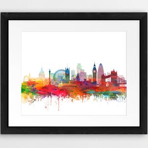 Puede incluir: Una pintura de acuarela del horizonte de Londres, con monumentos emblem&aacute;ticos como el London Eye, el Big Ben y el Tower Bridge. La pintura est&aacute; realizada en una paleta de colores vibrantes, con salpicaduras de rojo, naranja, amarillo, verde, azul y morado.