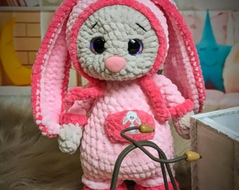 gehäkelter Hase ,Handmade ,crochet Bunny,Plushie,Amigurumi Hase,Geschenk,Geburt, Geburtstag,Blümchen