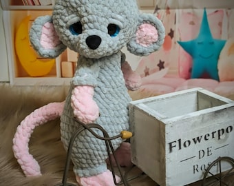 crocheted mouse, 2 colors, crochet mouse, crochet toy, cuddly toy, amigurumi, plush mouse