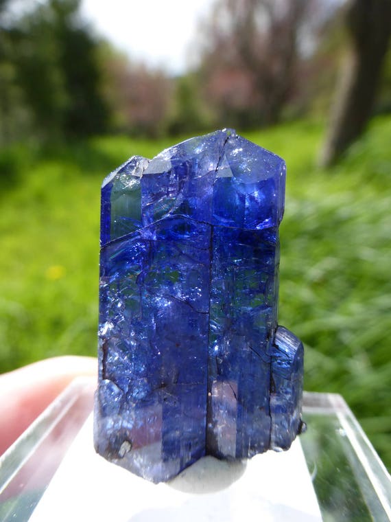 9.4ct 16mm x 9.9mm x 6mm B03 Tanzania Tanzanite crystal from Lelatema Mtns