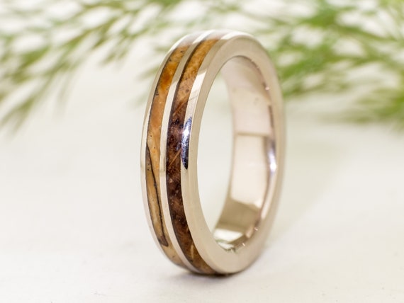 White Gold 18K Inlay Wedding Ring with Briar Wood