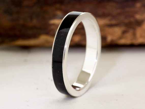 Anillo de plata de ley y madera de ébano Alianza de plata | Etsy México